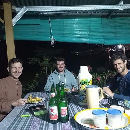 Apartament Hobbit Hill Ruteng Zewnętrze zdjęcie