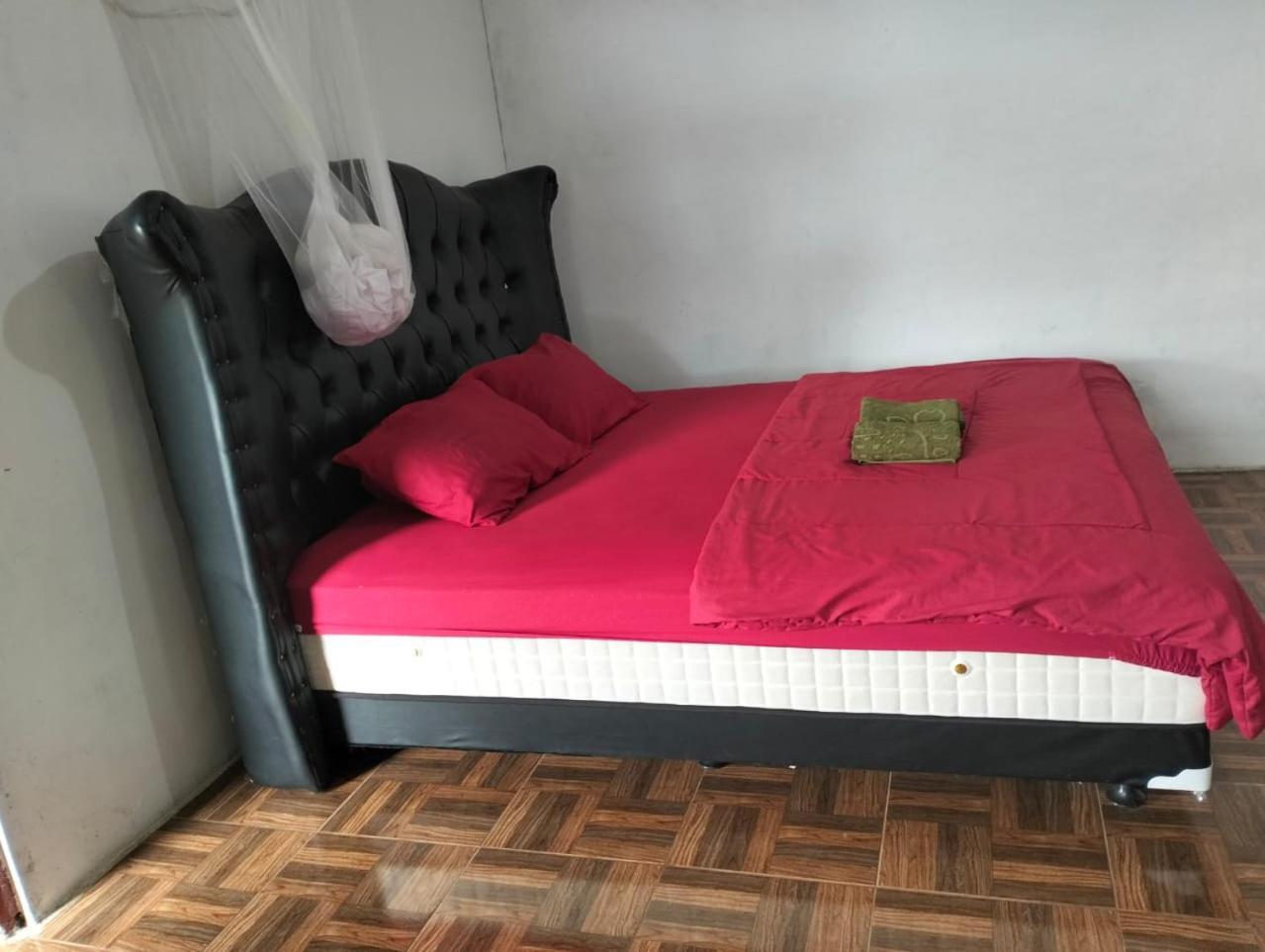 Apartament Hobbit Hill Ruteng Zewnętrze zdjęcie